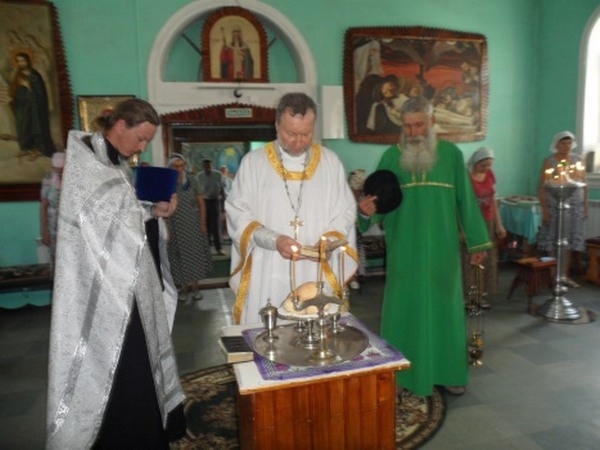 Праздник Преображение Господа Бога и Спаса нашего Иисуса Христа.
