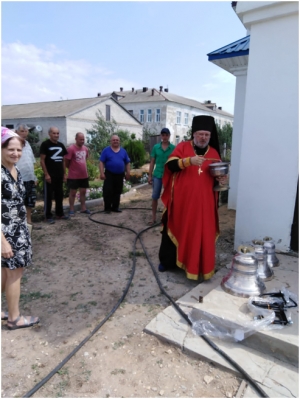 В праздник Преображения Господня поплыл над станицей мелодичный колокольный звон