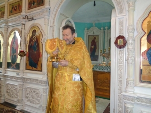 Литургия в храме Живоначальной Троицы станицы Клетской памяти мученика Каллистрата и дружины его.