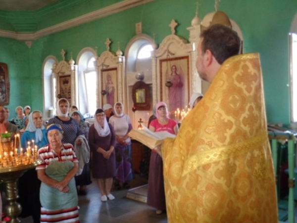 День памяти святых бессребреников Космы и Дамиана.