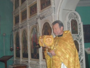Божественная Литургия в храме ст. Клетской.
